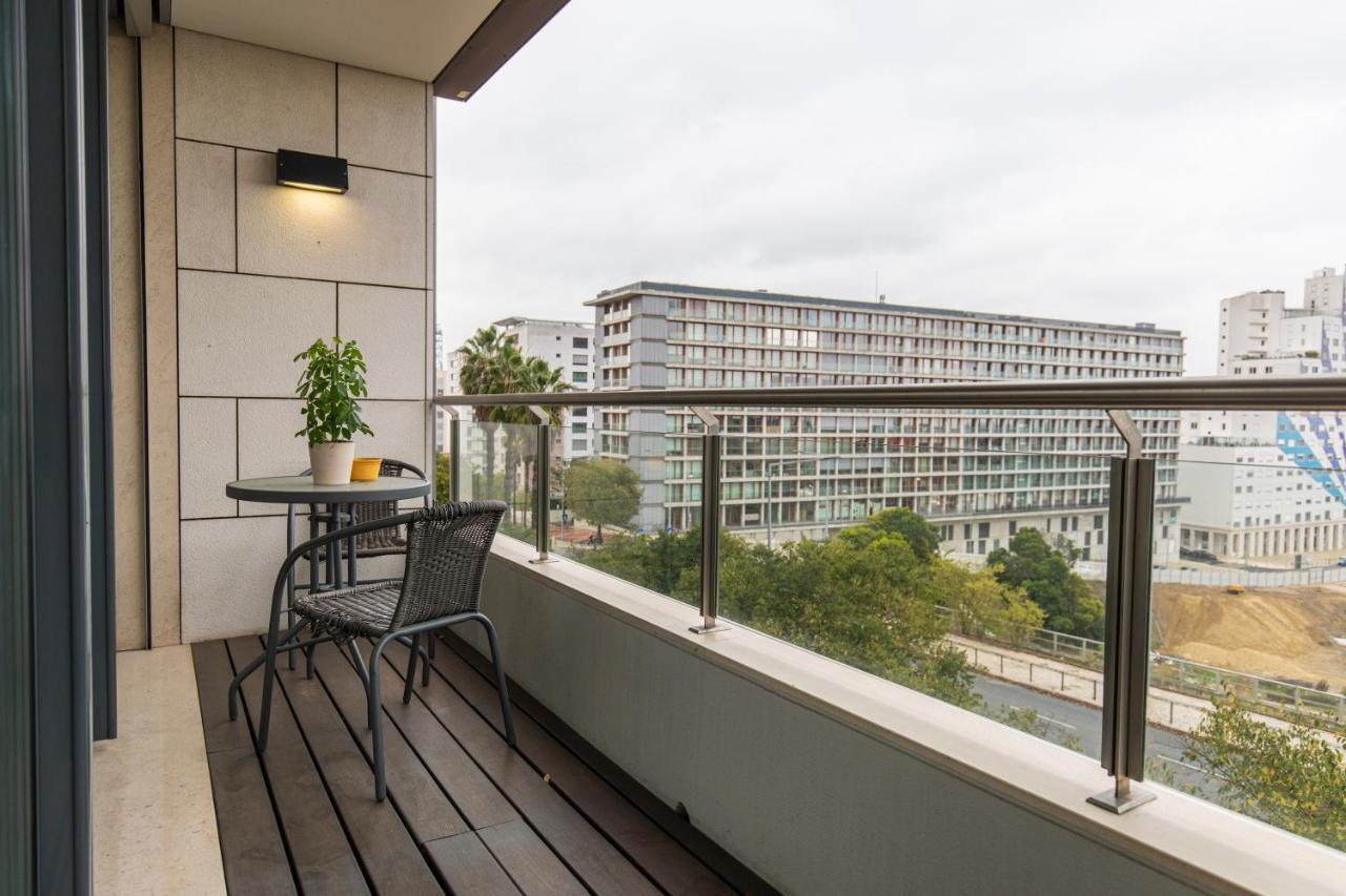River View Apartment By Lisbon Heart Exterior photo
