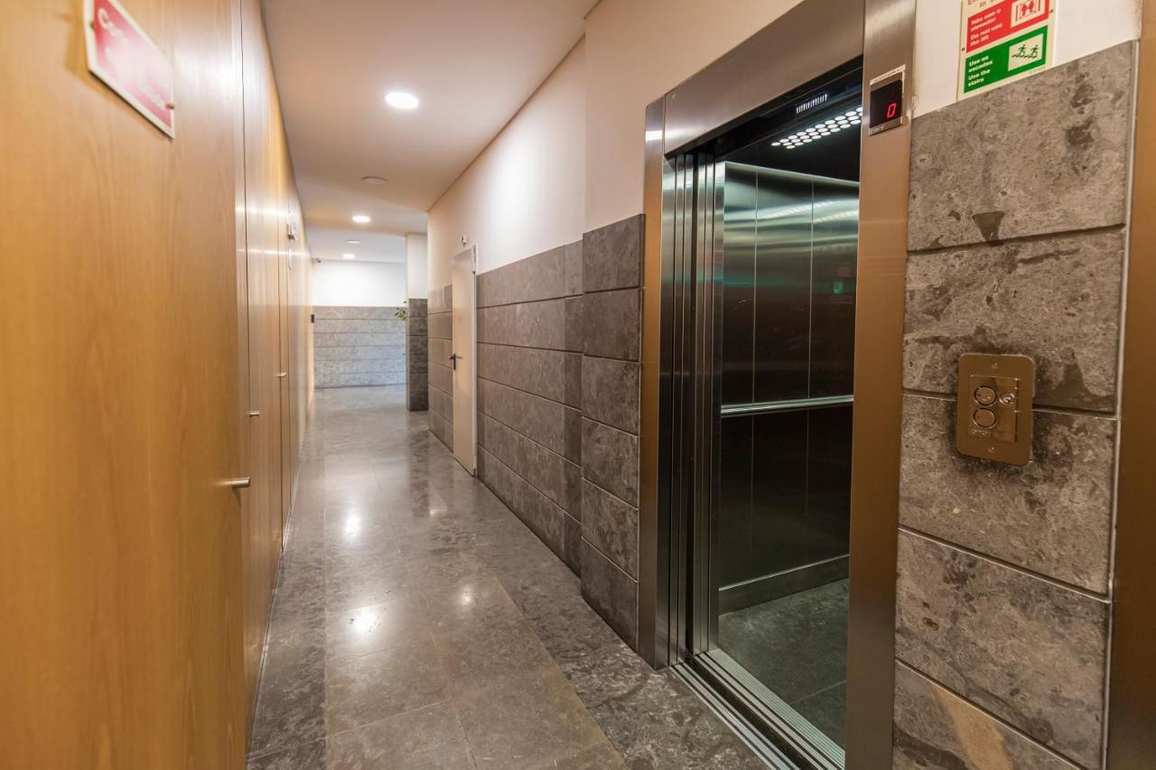 River View Apartment By Lisbon Heart Exterior photo